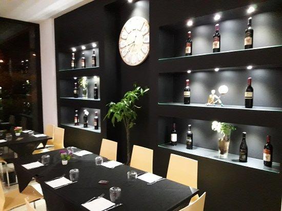 IL 7 E L'otto Di Tempera