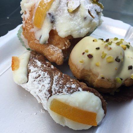 L'Angolo Delle Dolcezze Pasticceria Gelateria