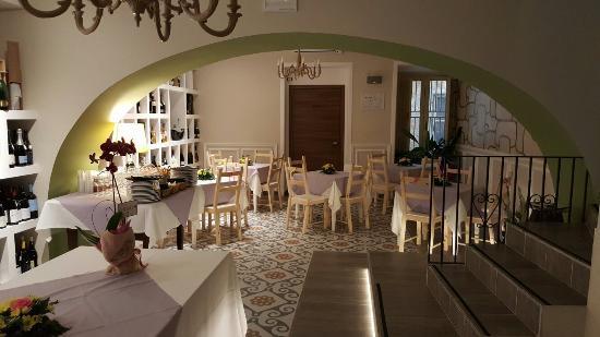 Enotria Calici in dispensa