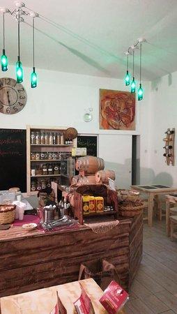 Rosso Racina Vineria Bistrot