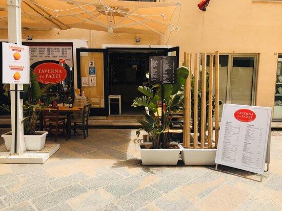 Taverna Dei Pazzi
