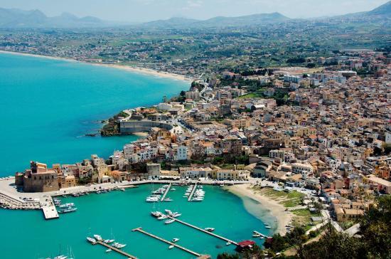 Plage de Castellammare del Golfo