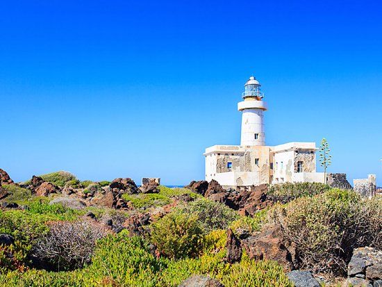 Faro di Punta Spadillo