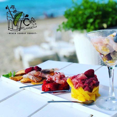 La Darsena Restaurant and Pizzeria