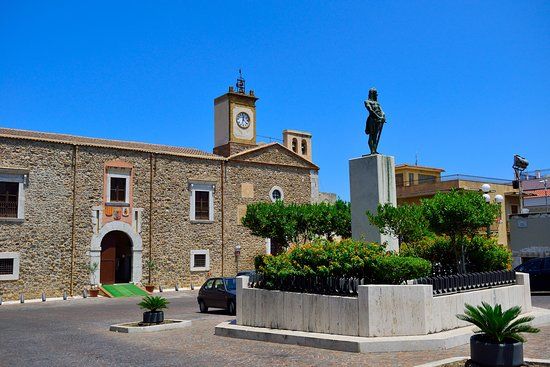 Château de Sant'Agata di Militello