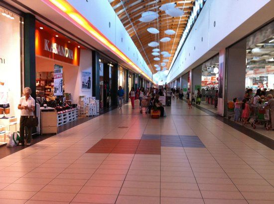 Centre commercial Katane