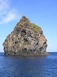 Faraglione di Dietro Isola